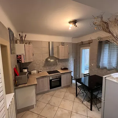 En Chandellerue 8 Centre Gare Et